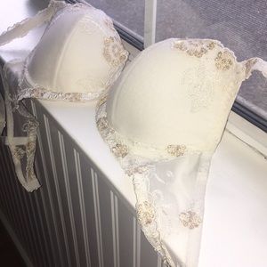 Vintage Simone Perele Bra 34